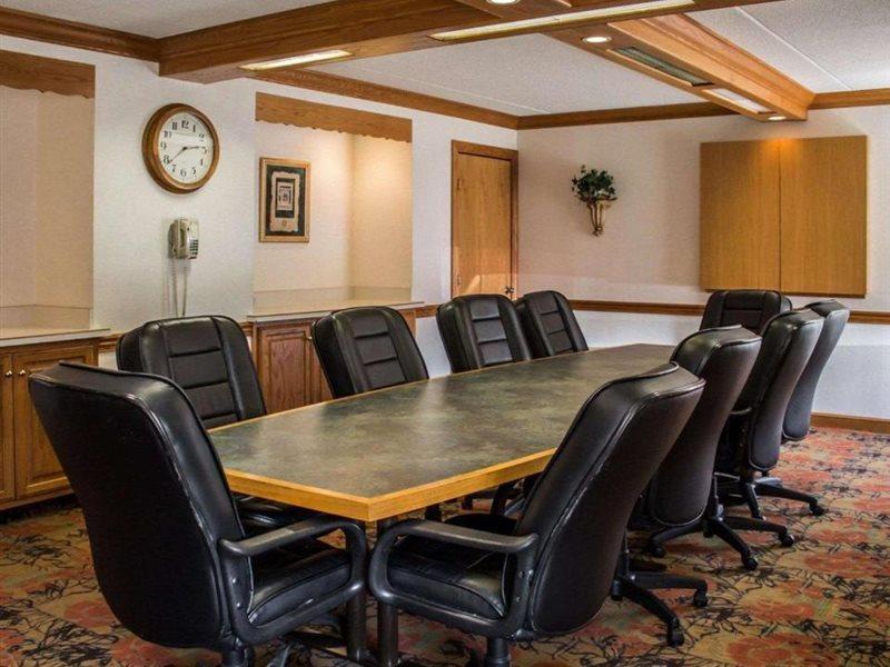 Quality Inn & Suites Mansfield Εξωτερικό φωτογραφία