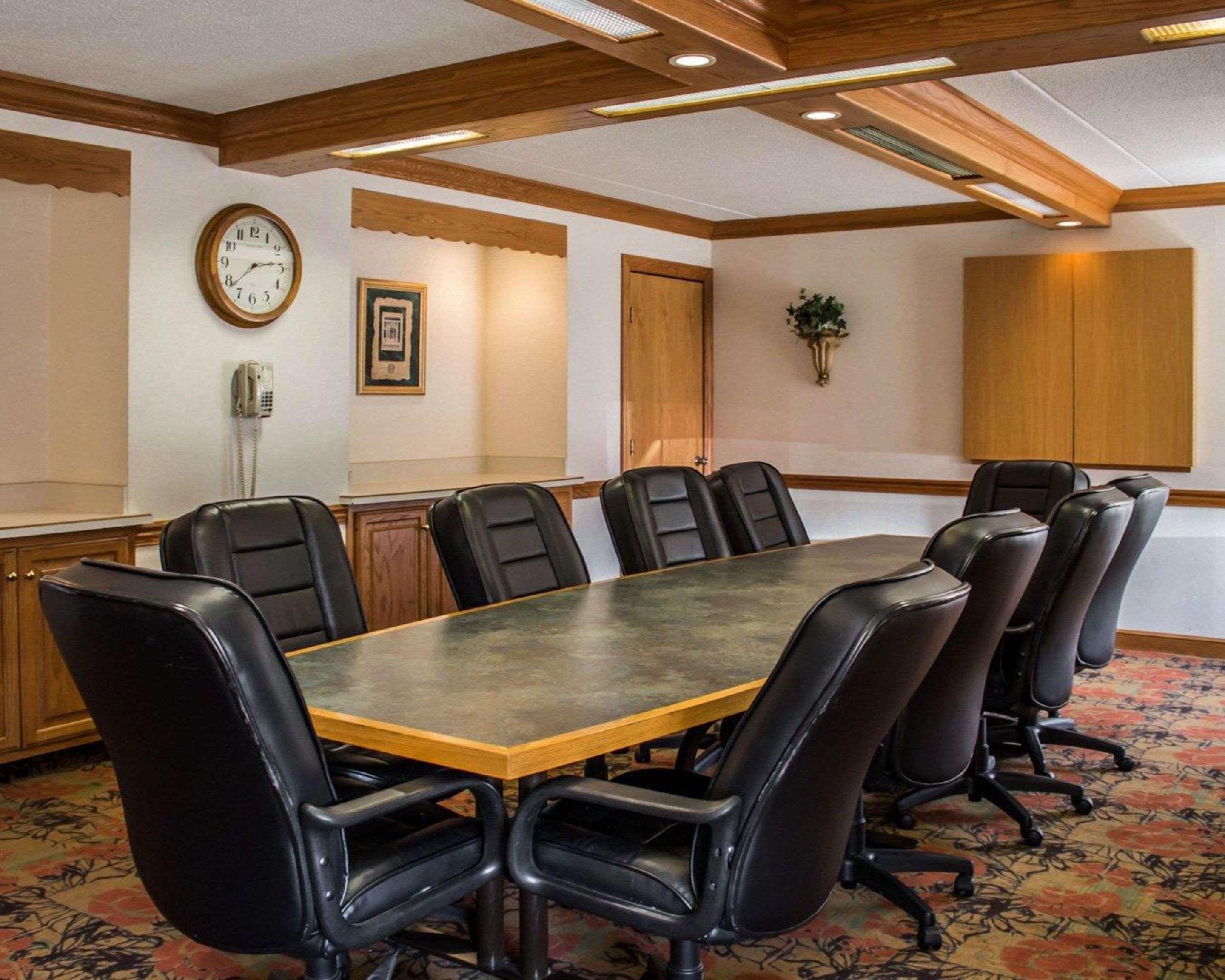 Quality Inn & Suites Mansfield Εξωτερικό φωτογραφία