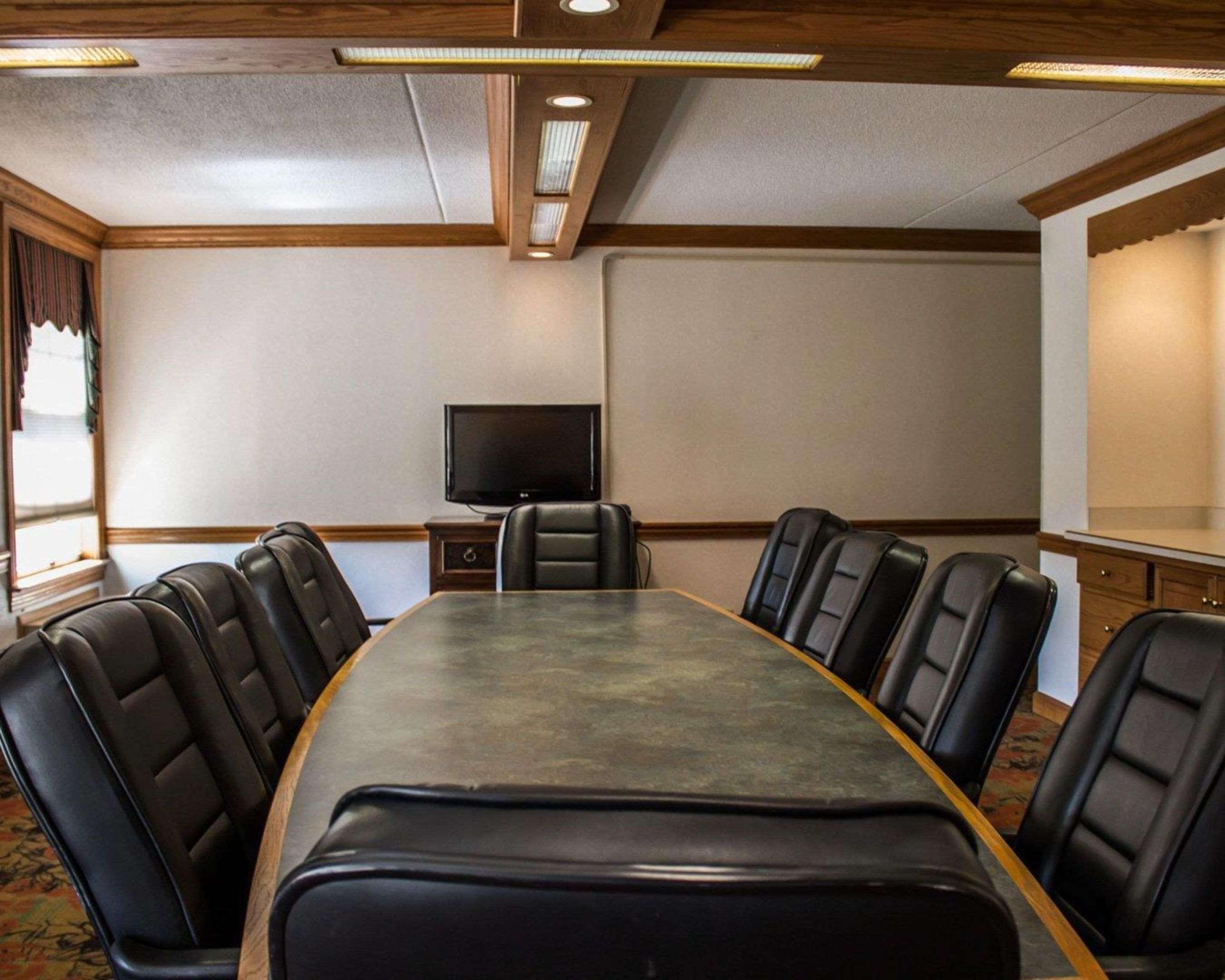Quality Inn & Suites Mansfield Εξωτερικό φωτογραφία