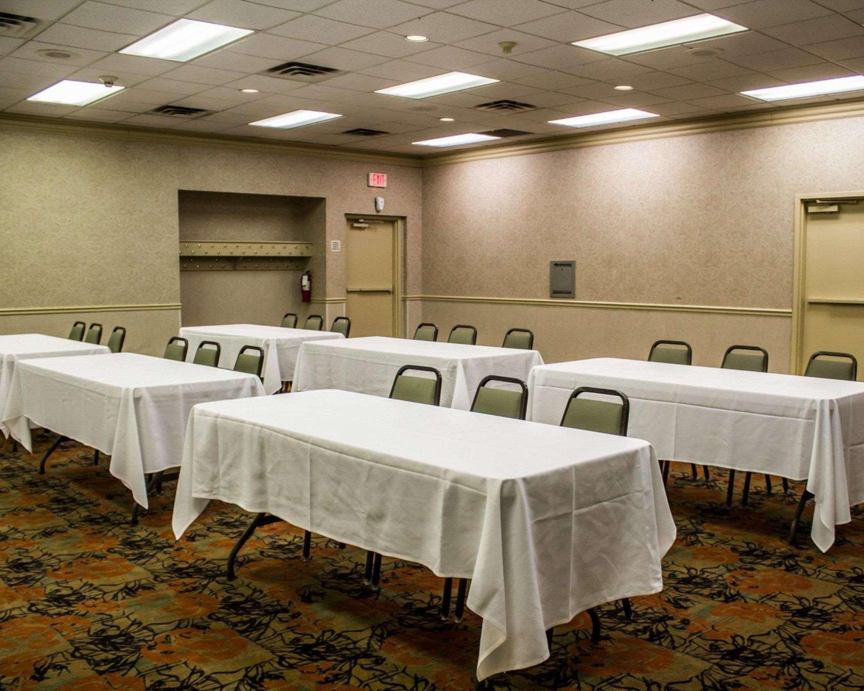 Quality Inn & Suites Mansfield Εξωτερικό φωτογραφία