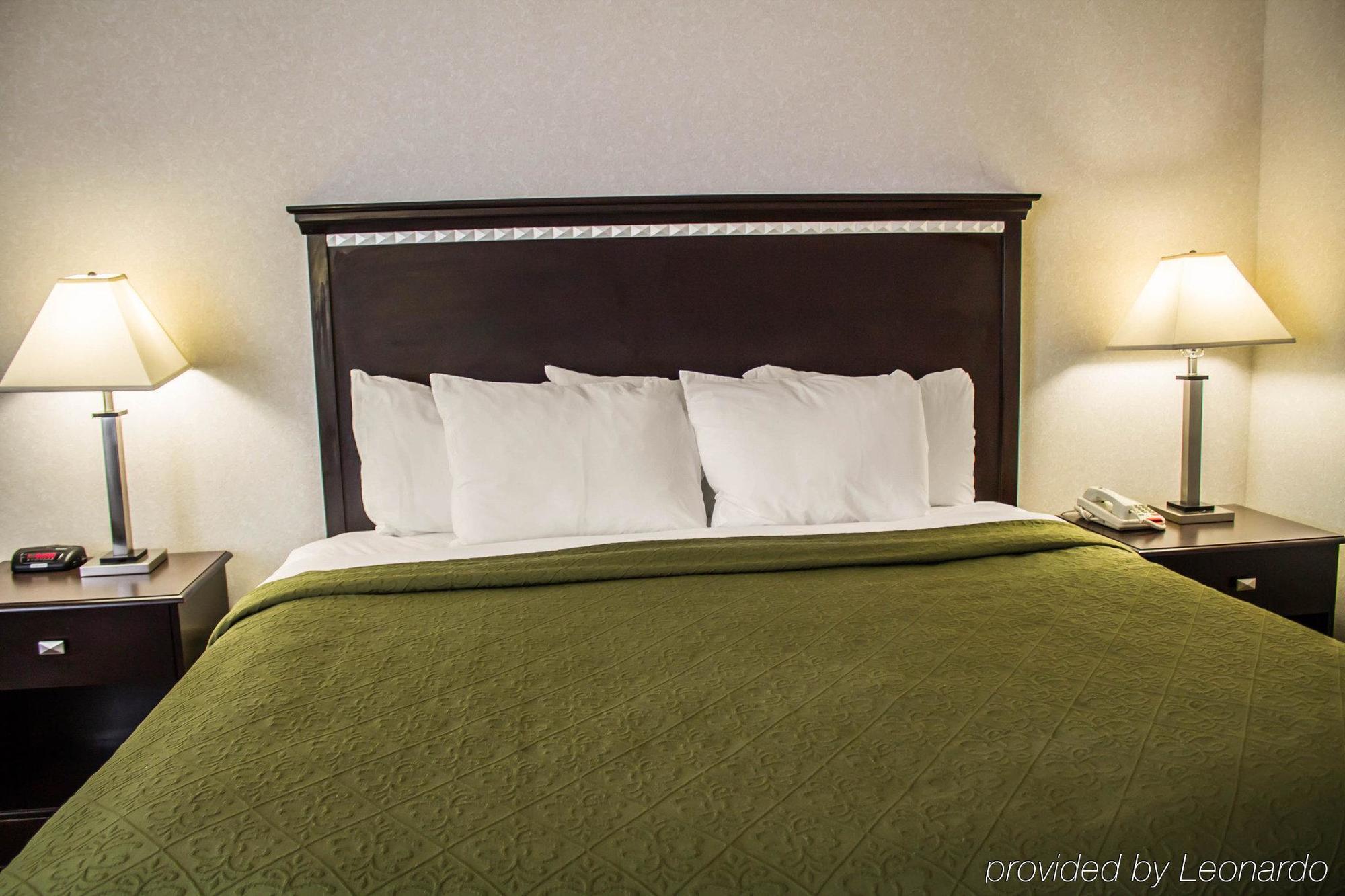 Quality Inn & Suites Mansfield Εξωτερικό φωτογραφία