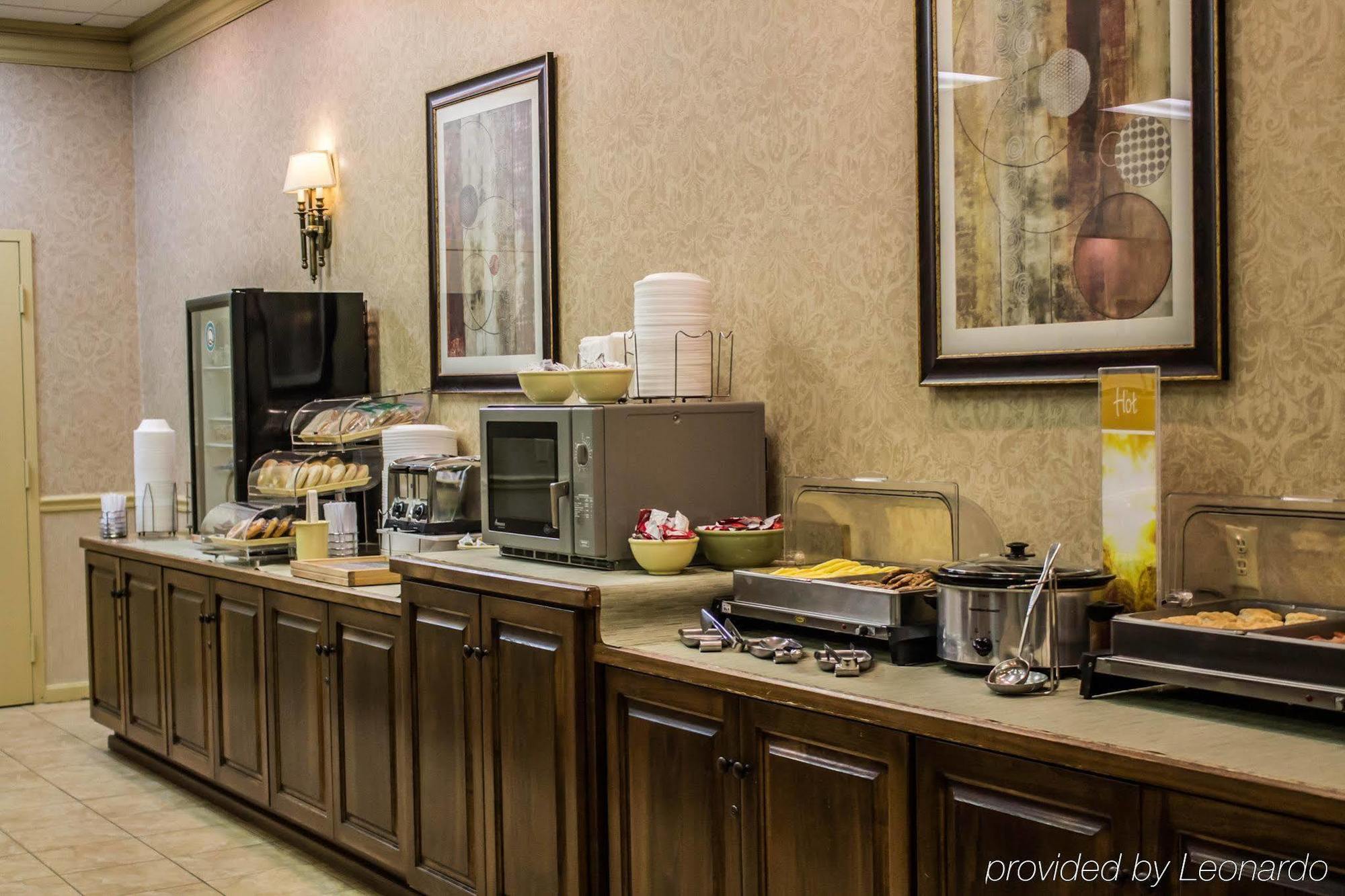 Quality Inn & Suites Mansfield Εξωτερικό φωτογραφία