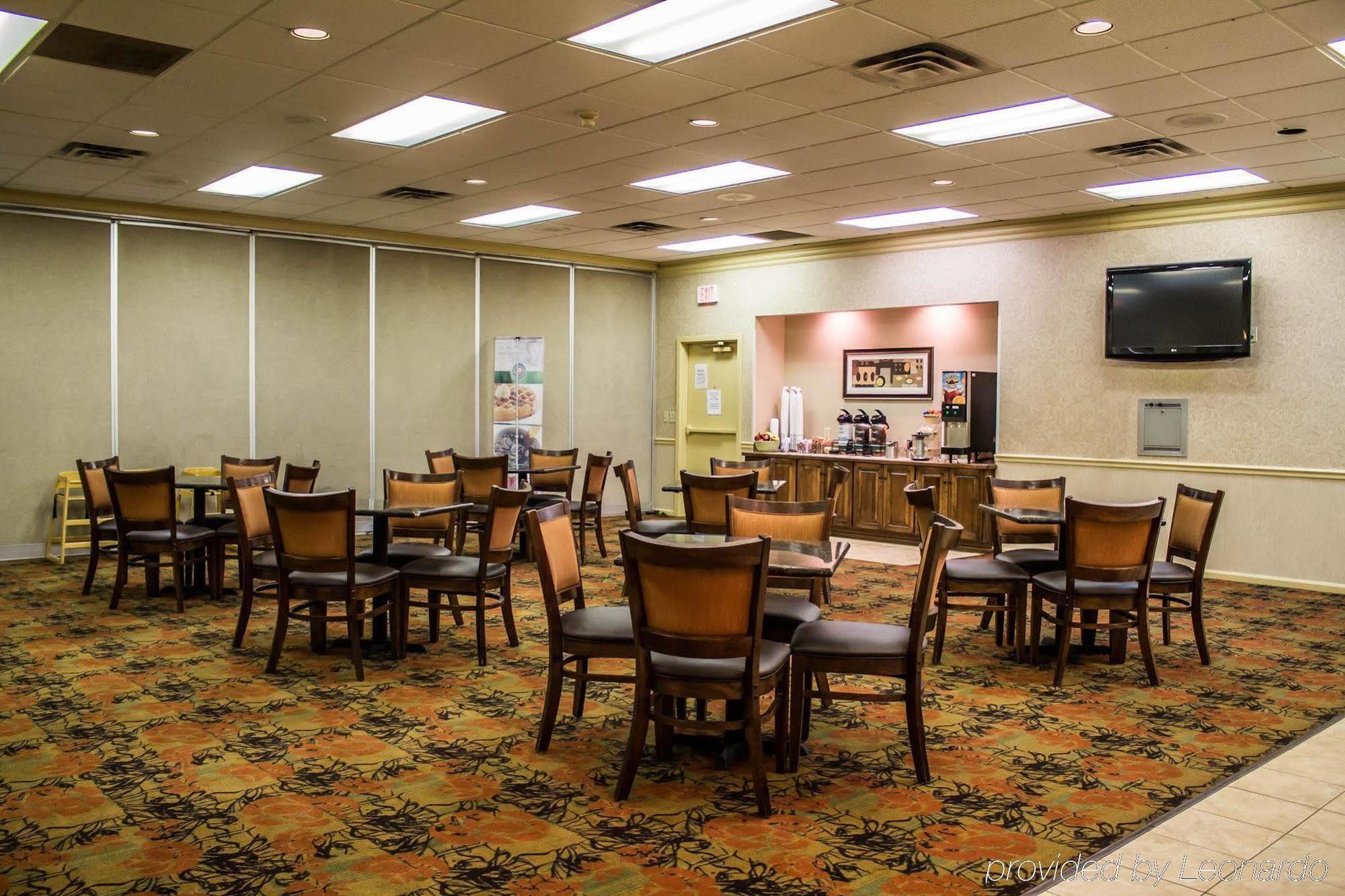 Quality Inn & Suites Mansfield Εξωτερικό φωτογραφία